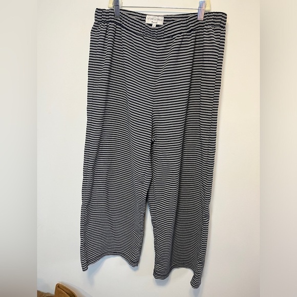 Madewell Texture & Thread Wide Leg Pull On Pant in Stripe Sz M - Picture 6 of 10